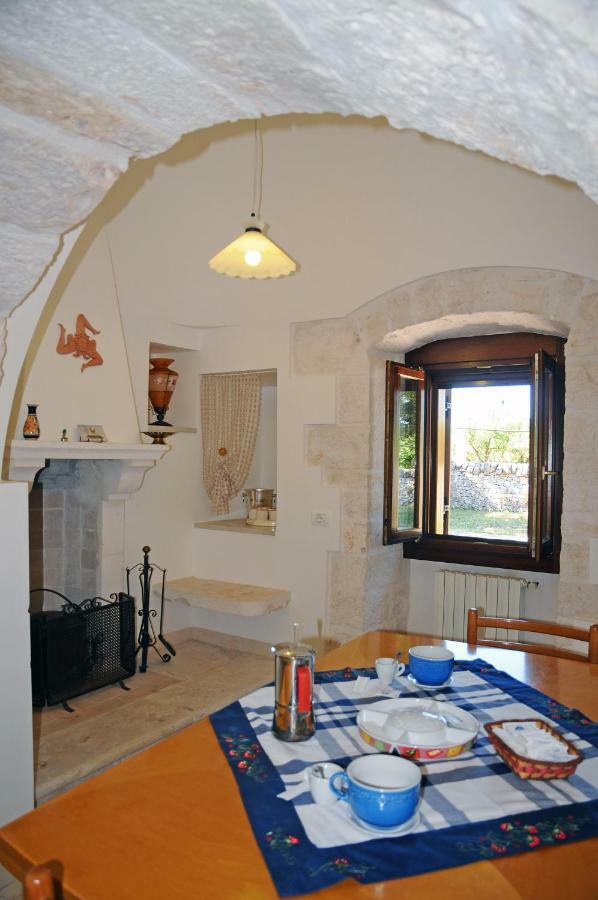 Trullo Cinquenoci Villa Locorotondo Esterno foto